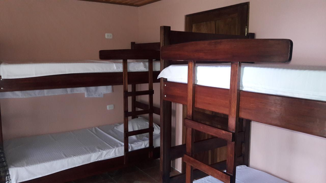 Hostal Y Cabinas Anita-And Rafting Tour! Siqurres Da Alegria Ngoại thất bức ảnh